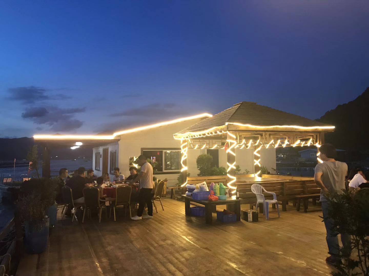 渔排餐厅 渔排餐厅